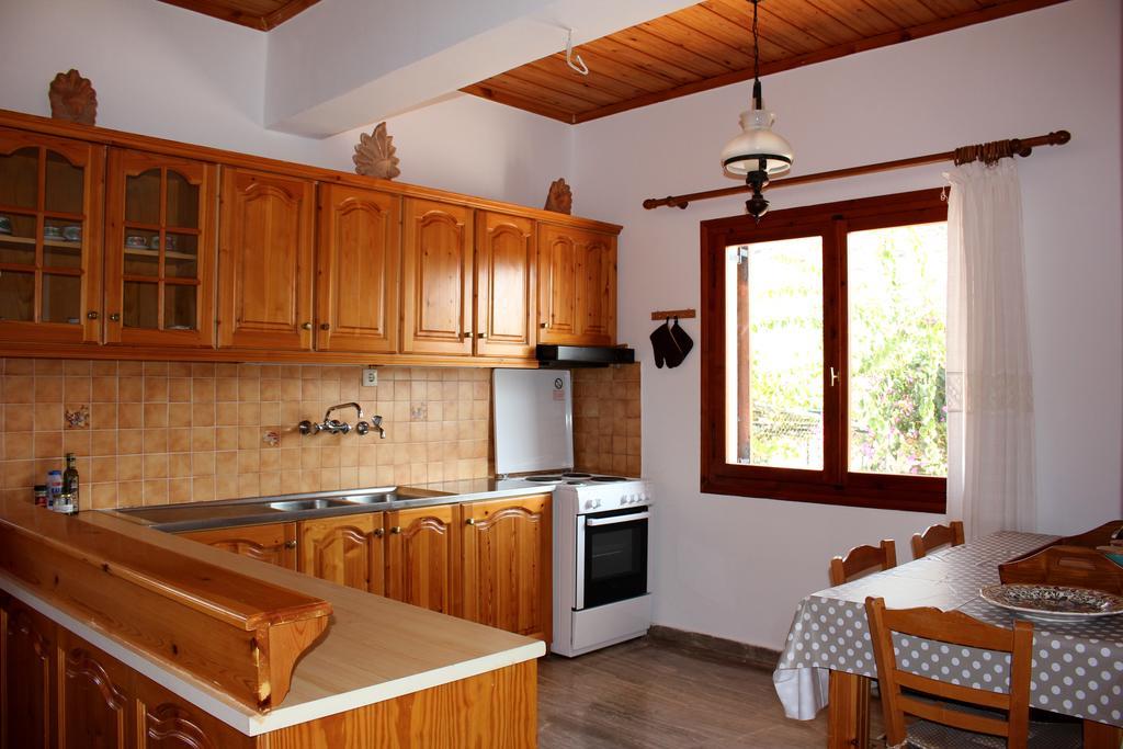 Theros Beach House Villa Stavrós Buitenkant foto